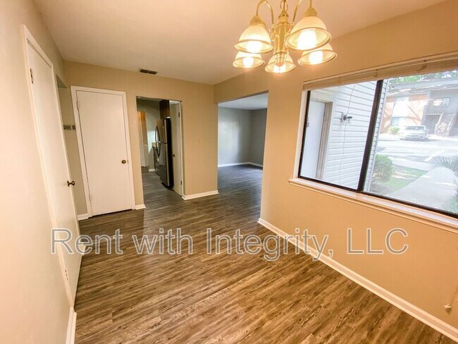 Building Photo - 1445 Willow Bend Way