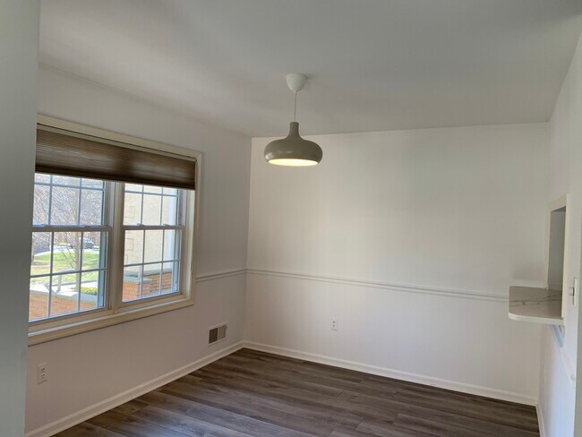 Building Photo - 11D Heritage Dr