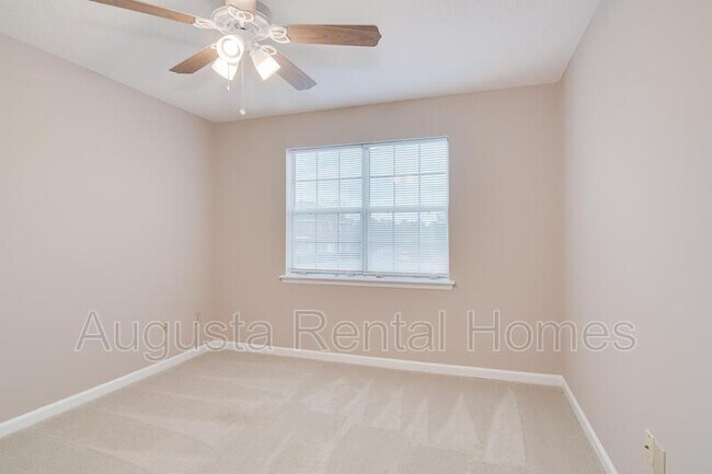 Building Photo - 766 Laurel Springs Ct