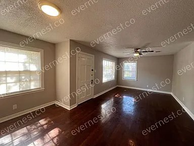 Building Photo - 4320 Maryland Ave