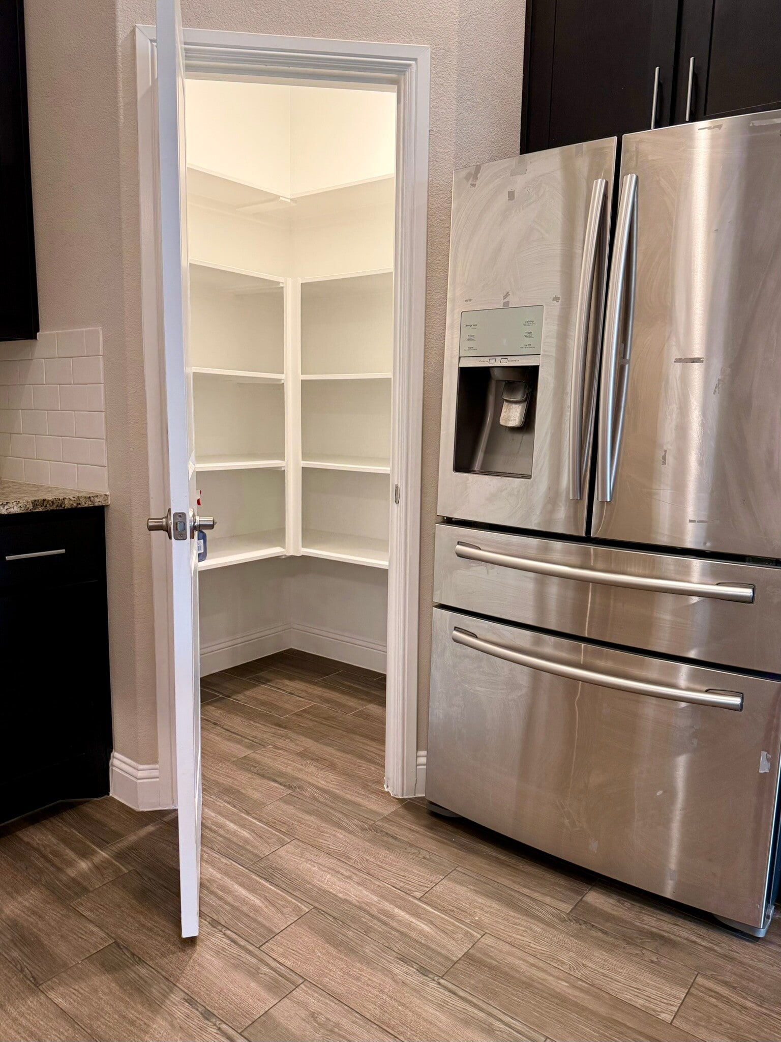 Fridge included - 11516 Lavonia Rd