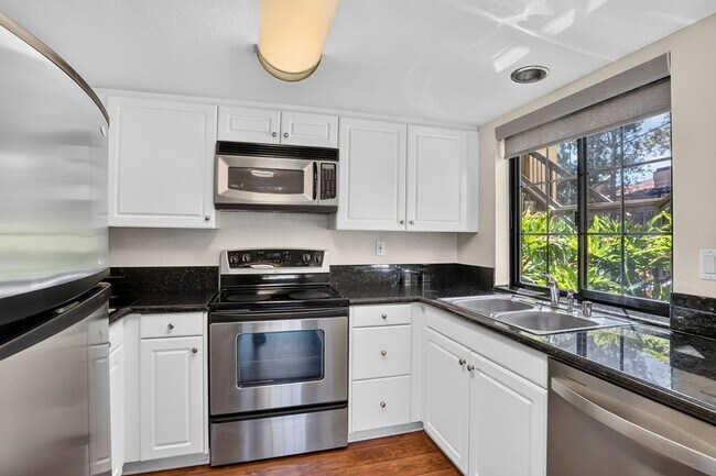 Building Photo - 25661 Indian Hill Ln