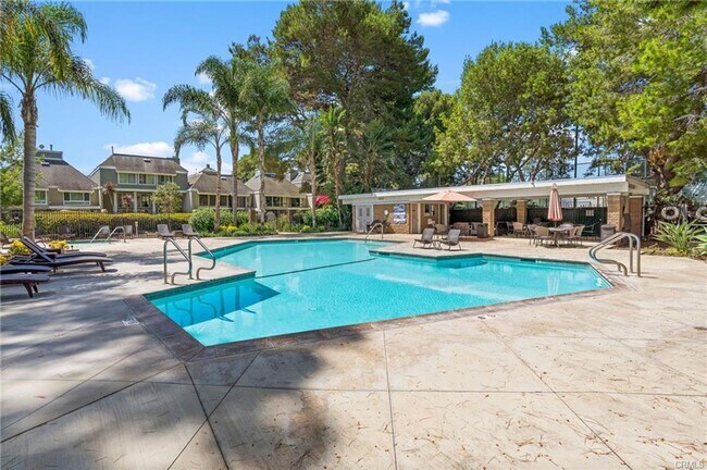 Building Photo - Huntington Harbor Coastal Retreat