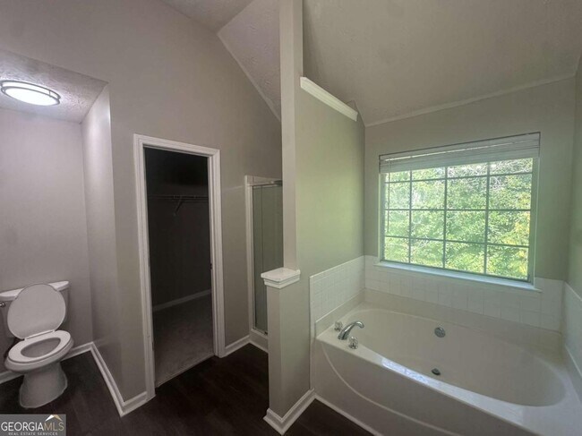 Building Photo - 7467 Petunia Dr