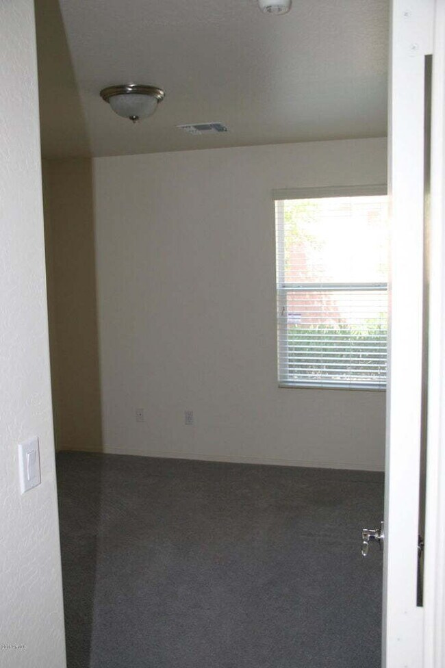 Building Photo - DESERT FOOTHILLS VILLAS TOWNHOUSE