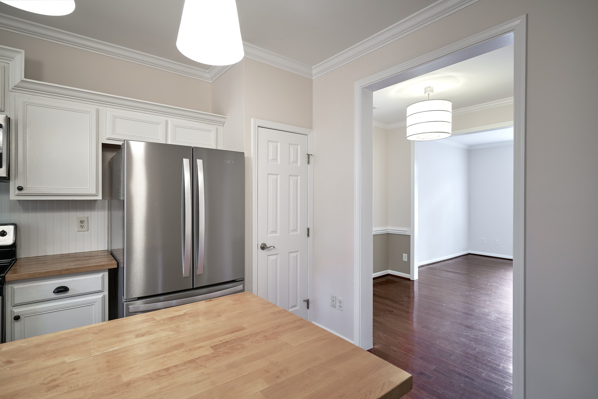 Building Photo - 420 Canewood Pl