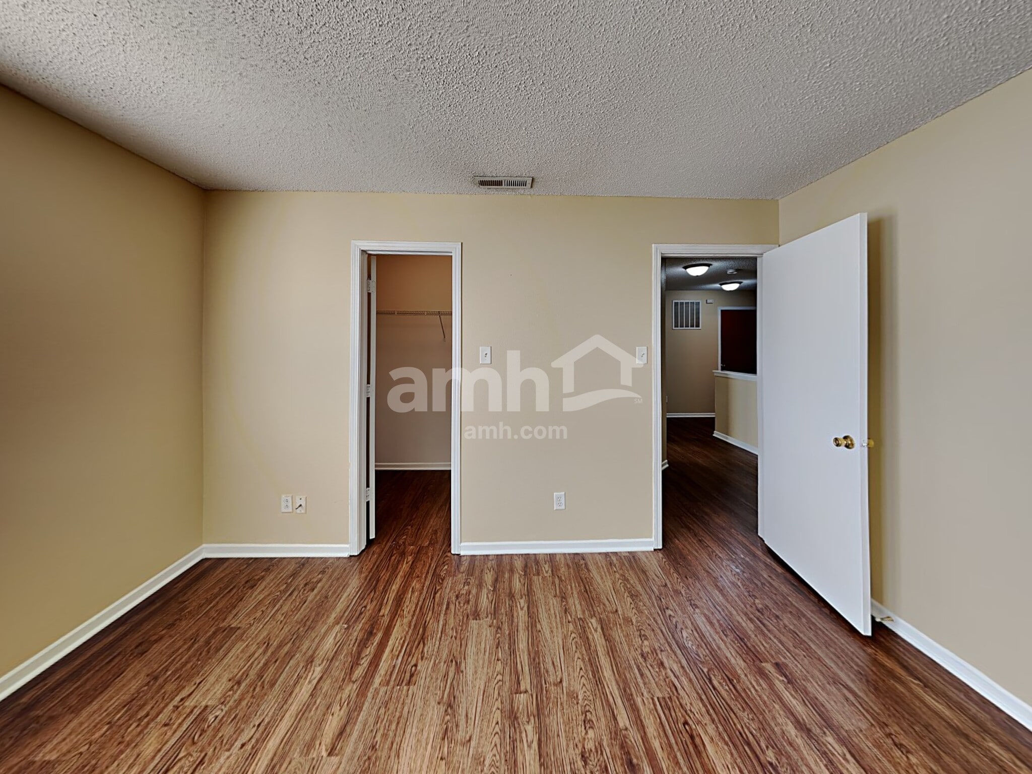 Building Photo - 8327 Wanda Lake Dr