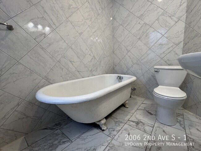 Building Photo - 2006 2nd Ave S