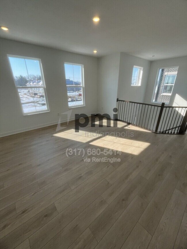 Building Photo - 4895 Gilet Dr