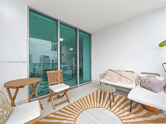 Building Photo - 350 S Miami Ave