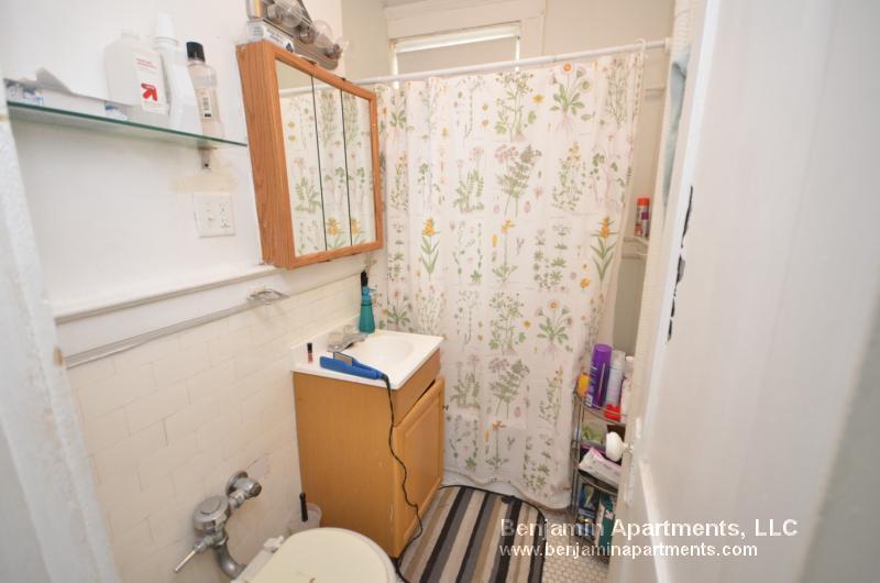 Building Photo - 1163 Boylston St