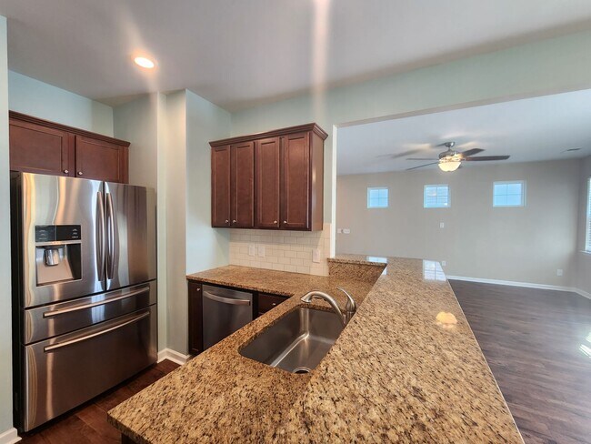 Building Photo - True Southern Living In Lindera Preserve!