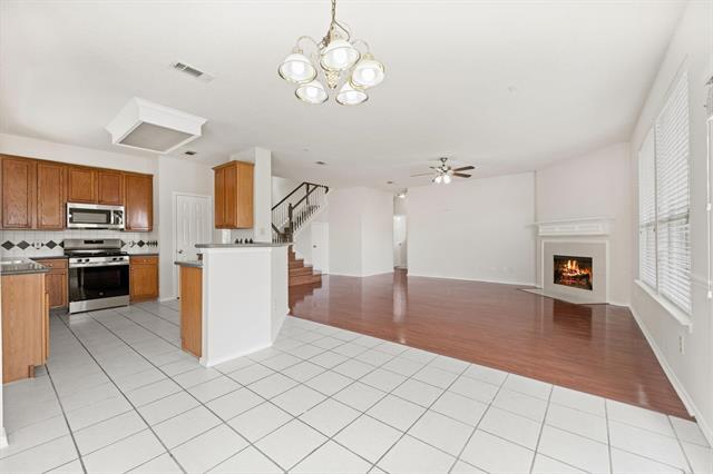 Building Photo - 433 Spring Air Dr