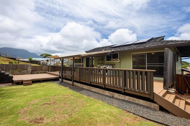 Building Photo - 4532 Malulani St