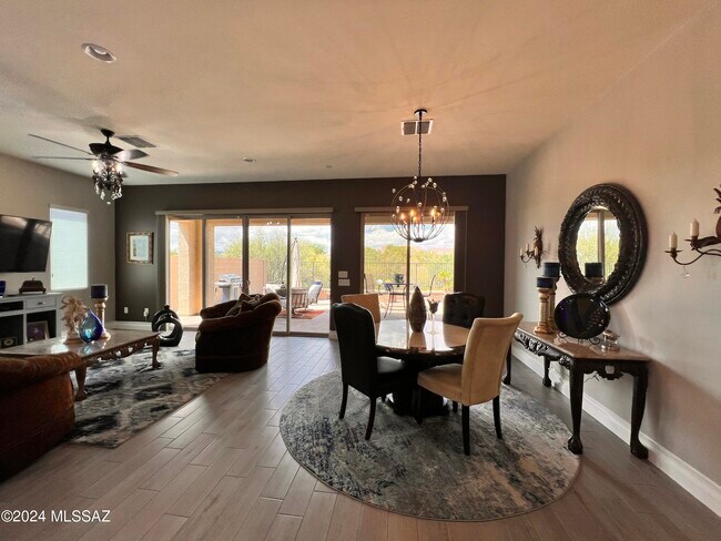 Building Photo - 13289 N Rainbow Cactus Ct