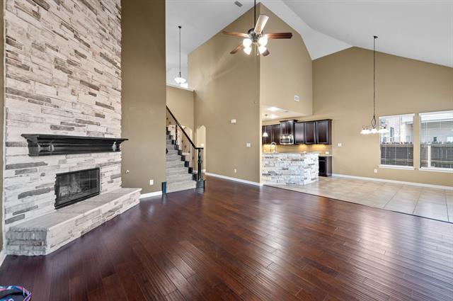 Building Photo - 1924 Lewis Crossing Dr