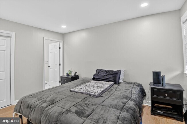 Building Photo - 3934 Stone Gate Dr