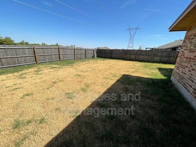 Building Photo - 9501 Ashford Dr
