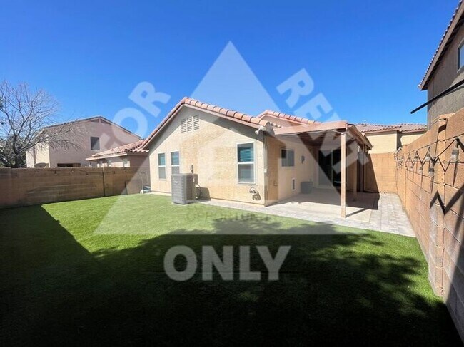 Building Photo - Great 3 Bed, 2 Bath with Open Floor Plan!