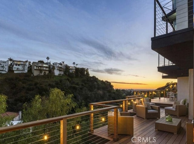 Building Photo - 6422 Weidlake Dr