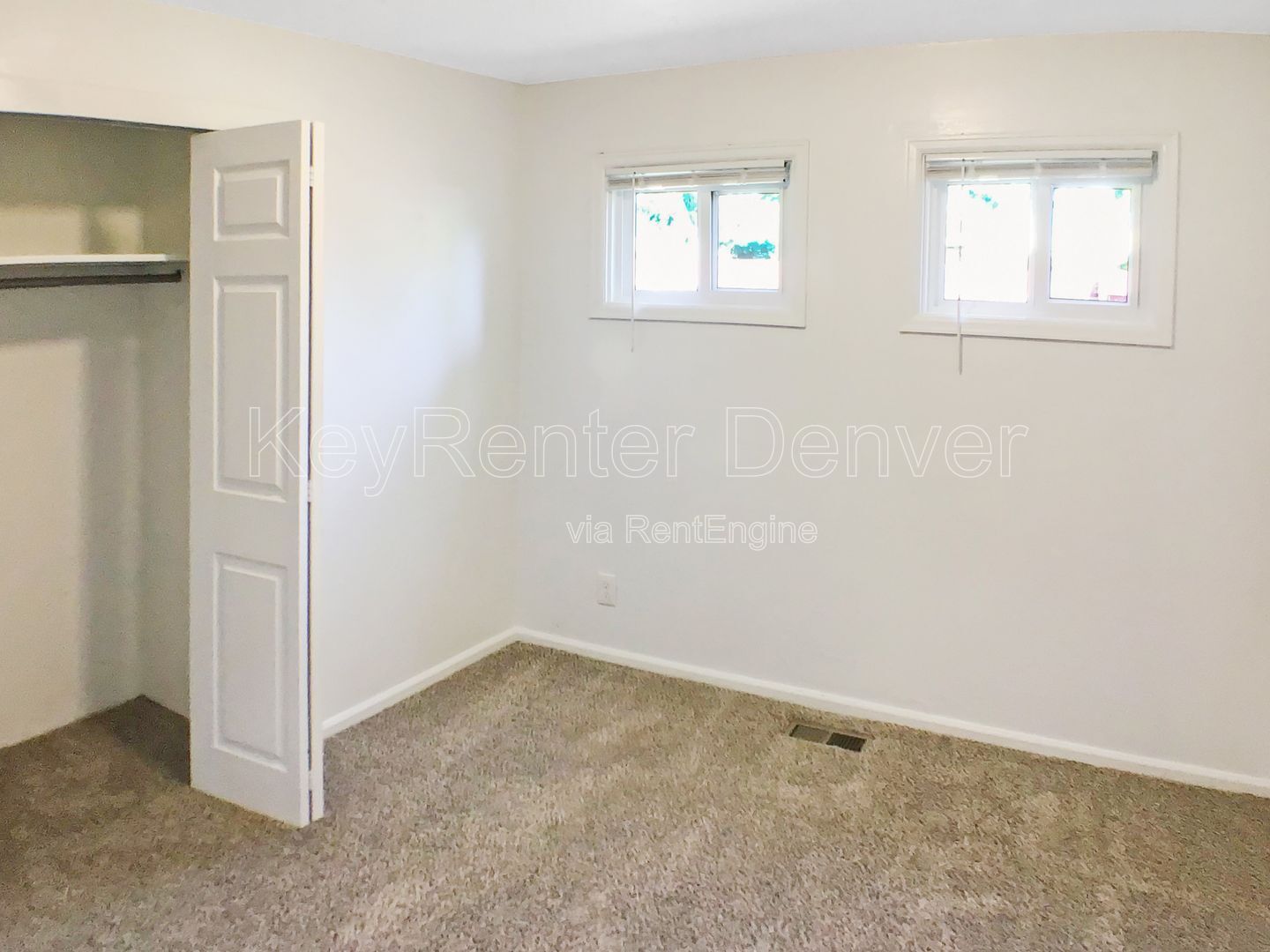 Building Photo - 1995 Ingalls St