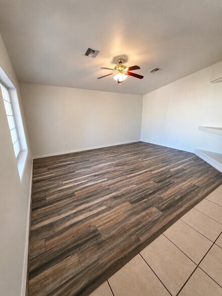 Building Photo - 3225 N Yavapai St