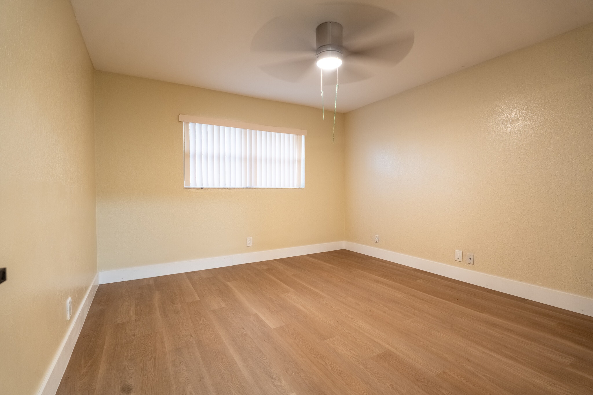 Building Photo - 10911 NW 45th St