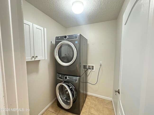 Building Photo - 3732 Briar Ln