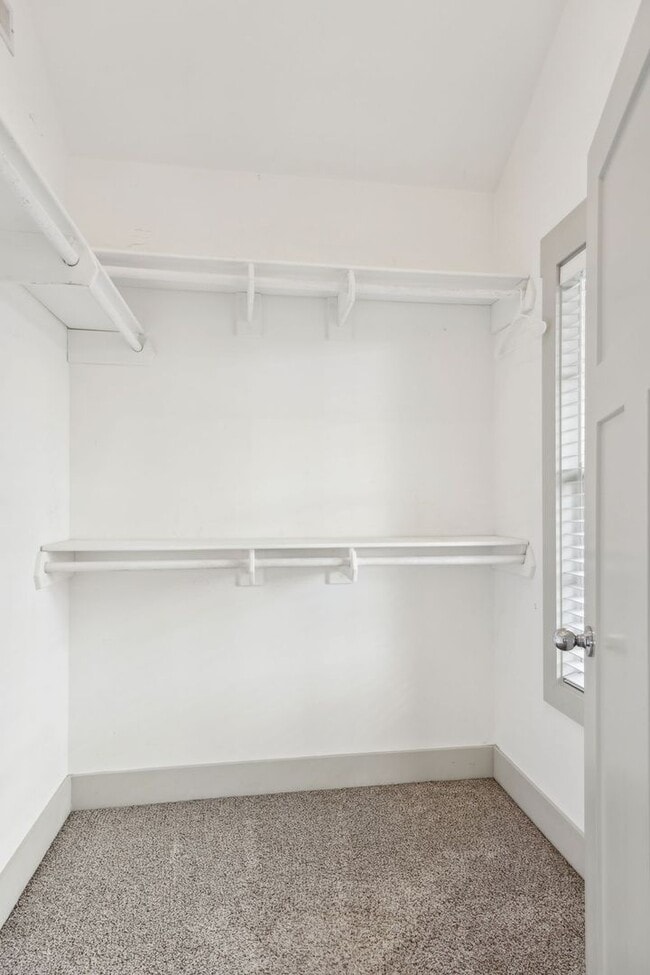 Building Photo - Single-family home for rent in The Nations