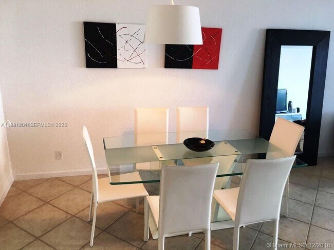 Building Photo - 2501 S Ocean Dr