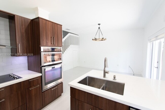 Building Photo - 14219 SW 126th Pl