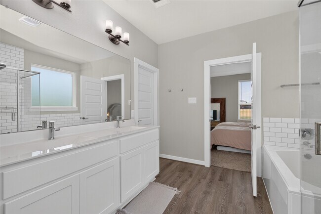 Building Photo - 3522 Gore Creek Dr