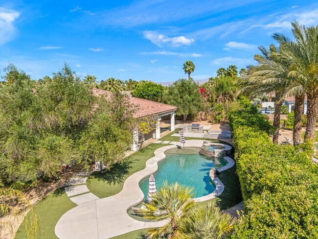 Building Photo - 49392 Hohokam River St