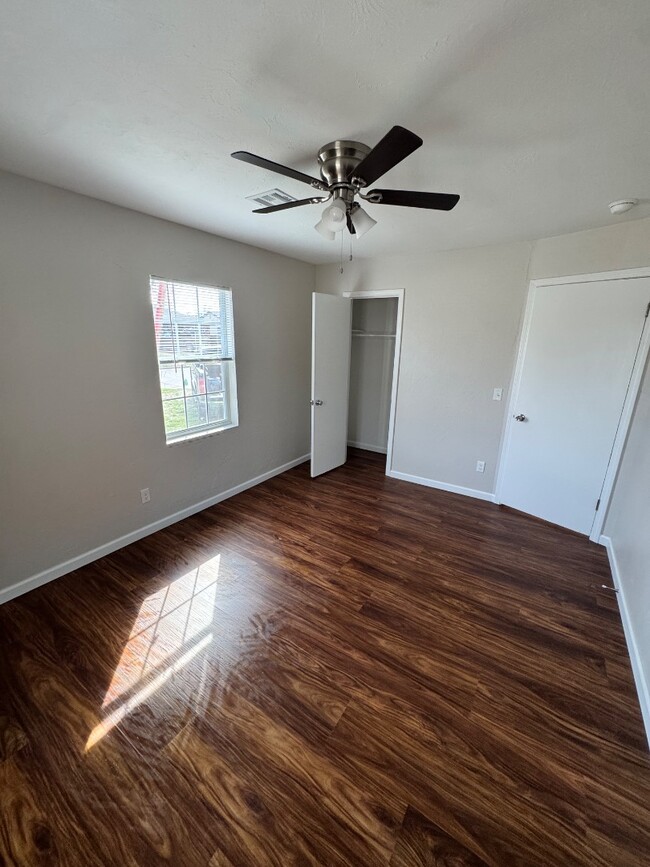 Building Photo - 2505 SW Murray Dr