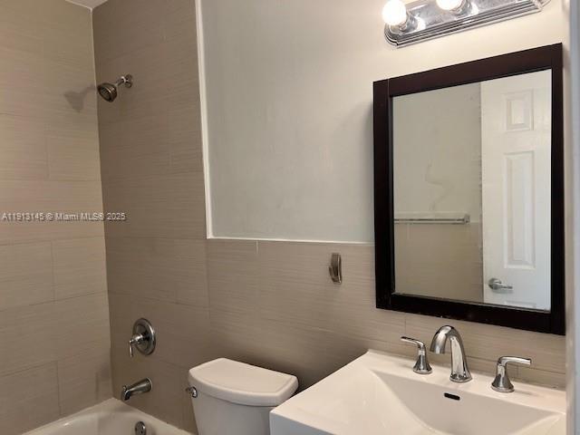 Building Photo - 3375 W 76th St