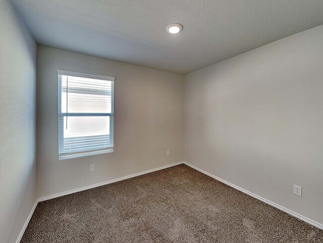 Building Photo - 5713 Verracio Ct