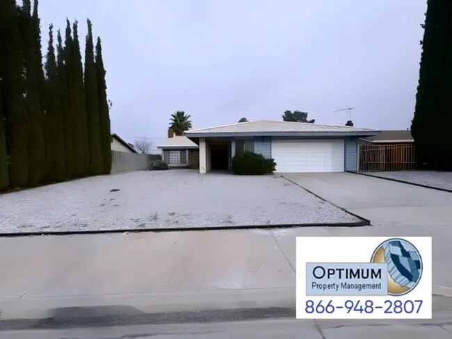 Building Photo - 15459 Chaparrel St.