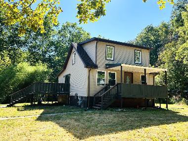 Building Photo - 1447 Beverly Dr
