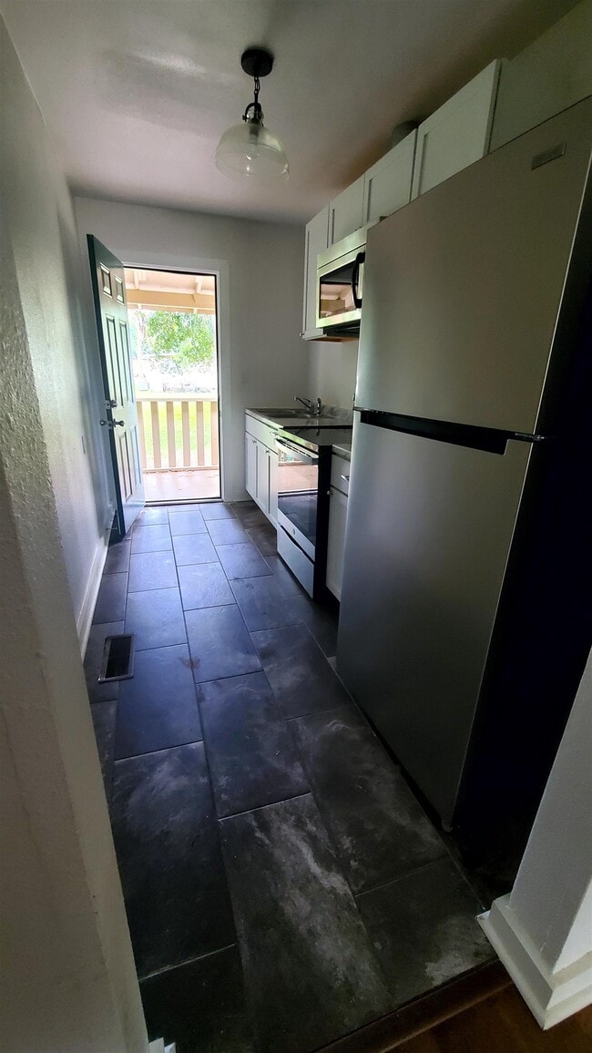 Building Photo - 543 Okaloosa St