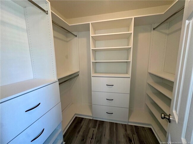 Building Photo - 11 Lattimore Rd