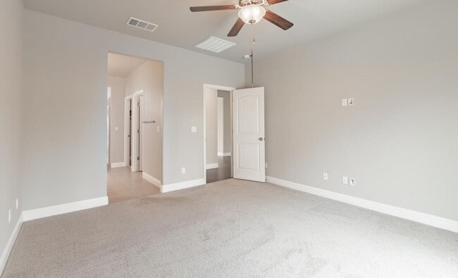 Building Photo - Loma Vista Home on 8800sf Lot for Lease