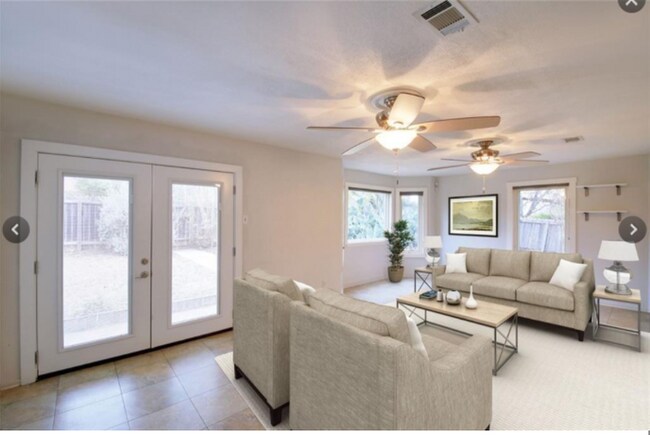Building Photo - 6104 Bridlington Cir