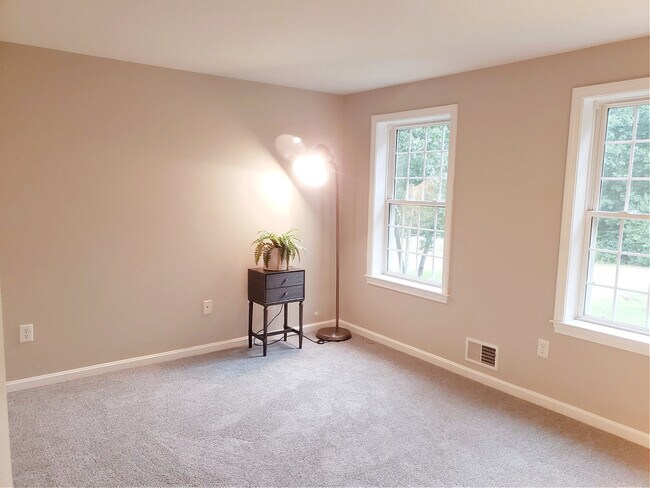 Building Photo - 13 Aldrich St