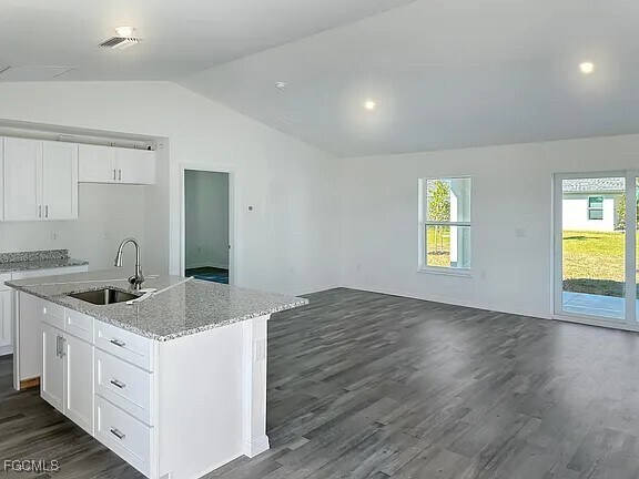 Building Photo - 4528 NW 34th Pl