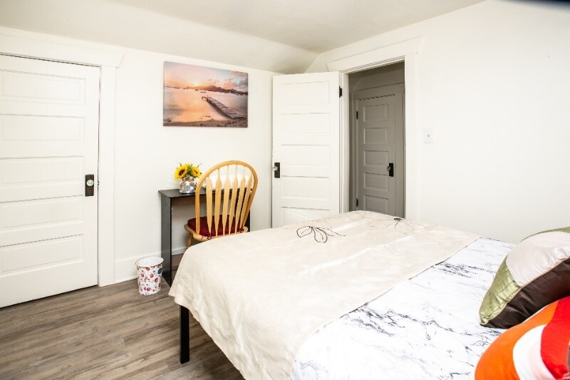 Building Photo - 2407 E Ward St