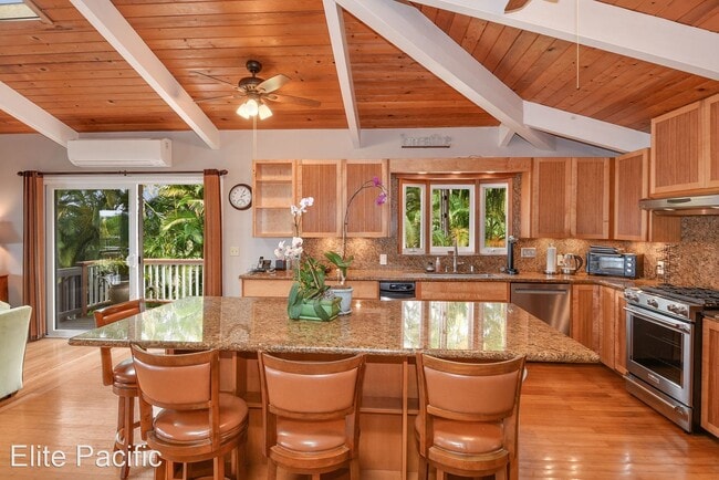 Building Photo - 3 br, 3.5 bath House - 75-5295 Mamalahoa Hwy