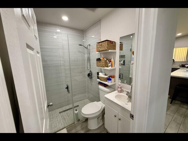 Building Photo - 10770 SW 40th St