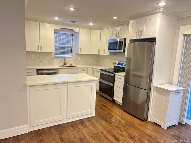 Building Photo - 23 West Dr