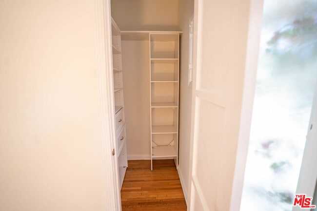 Building Photo - 1212 S La Jolla Ave