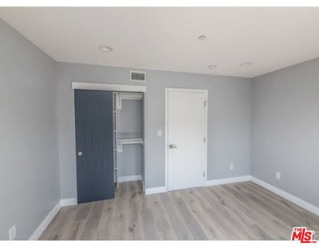 Building Photo - 1118 Heliotrope Dr